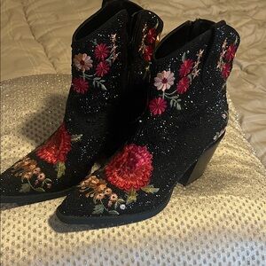 Floral Embroidered sparkle Black Ankle Boots